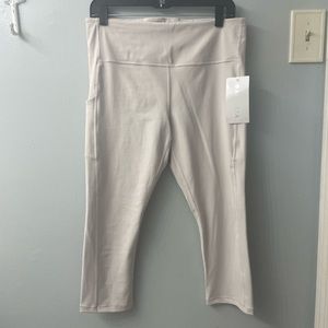 New Athleta Capri Leggings w/pockets